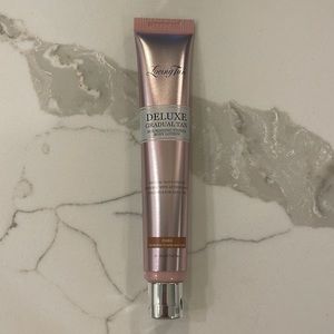 🌸5/$25🌸 Loving Tan deluxe gradual tan nourishing tinted body lotion dark